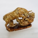 tượng trâu phong thủy vẽ vàng gốm Bát Tràng_2