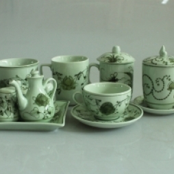 Bộ đồ gia vị bằng sứ vẽ hoa dây xanh rêu (Trắng)