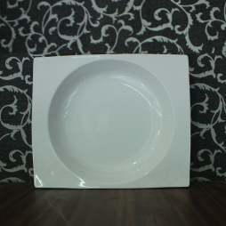 Đĩa sứ vuông sâu lòng dáng tròn (Trắng)