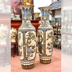 Lộc bình 1m6 tứ cảnh Tùng - Cúc - Trúc - Mai đắp nổi men trắng tràm