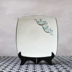Đĩa sứ vuông Sen xanh vẽ tay (Trắng)