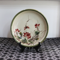 Đĩa sứ tròn Xanh rêu cổ vẽ Sen đỏ phi 22cm 