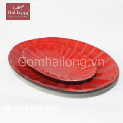 Đĩa sứ bầu dục lá phong cách Nhật Bản (Đỏ)