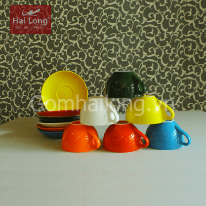 Tach ca phe bang su Bat Trang