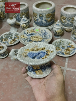 chân nến men rạn