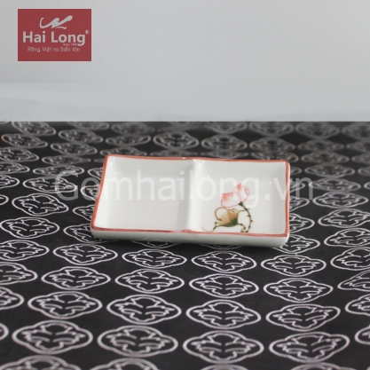 Khay sứ chữ nhật 2 ngăn Sen chỉ hồng vẽ tay (Kem)